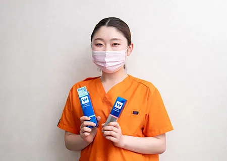 https://sugata-dental.com/wp-content/uploads/2024/07/staff3.webp